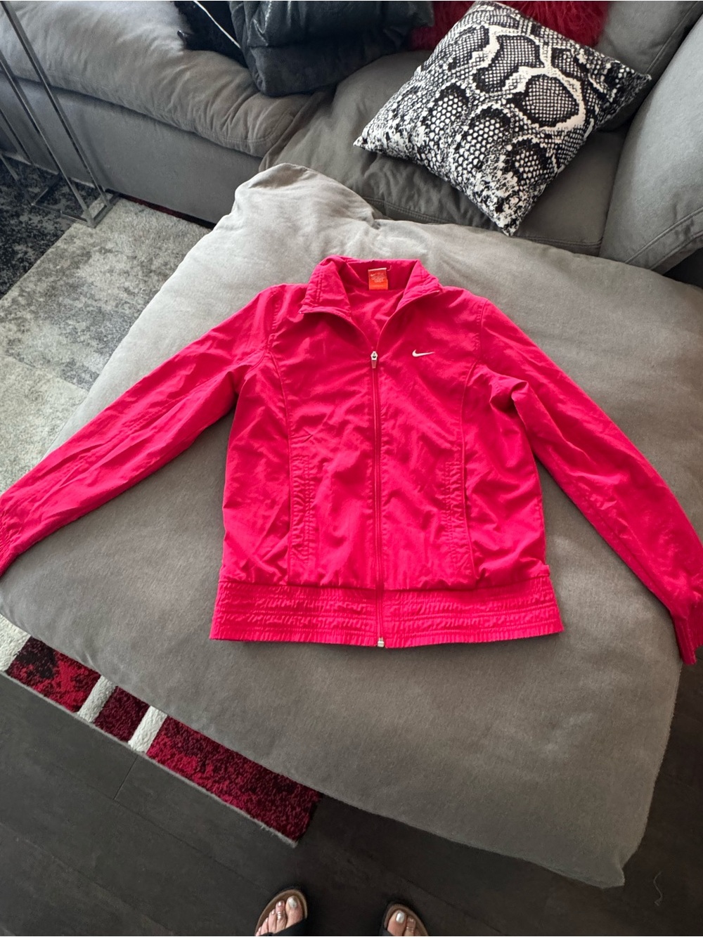 Nike Women’s Bright Pink Lightweight Zip-Up Tennis Jacket